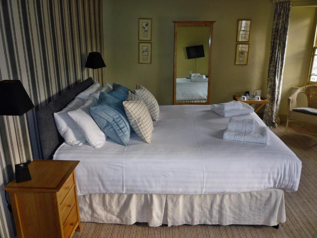לוסטוויתיאל Royal Oak Inn חדר תמונה